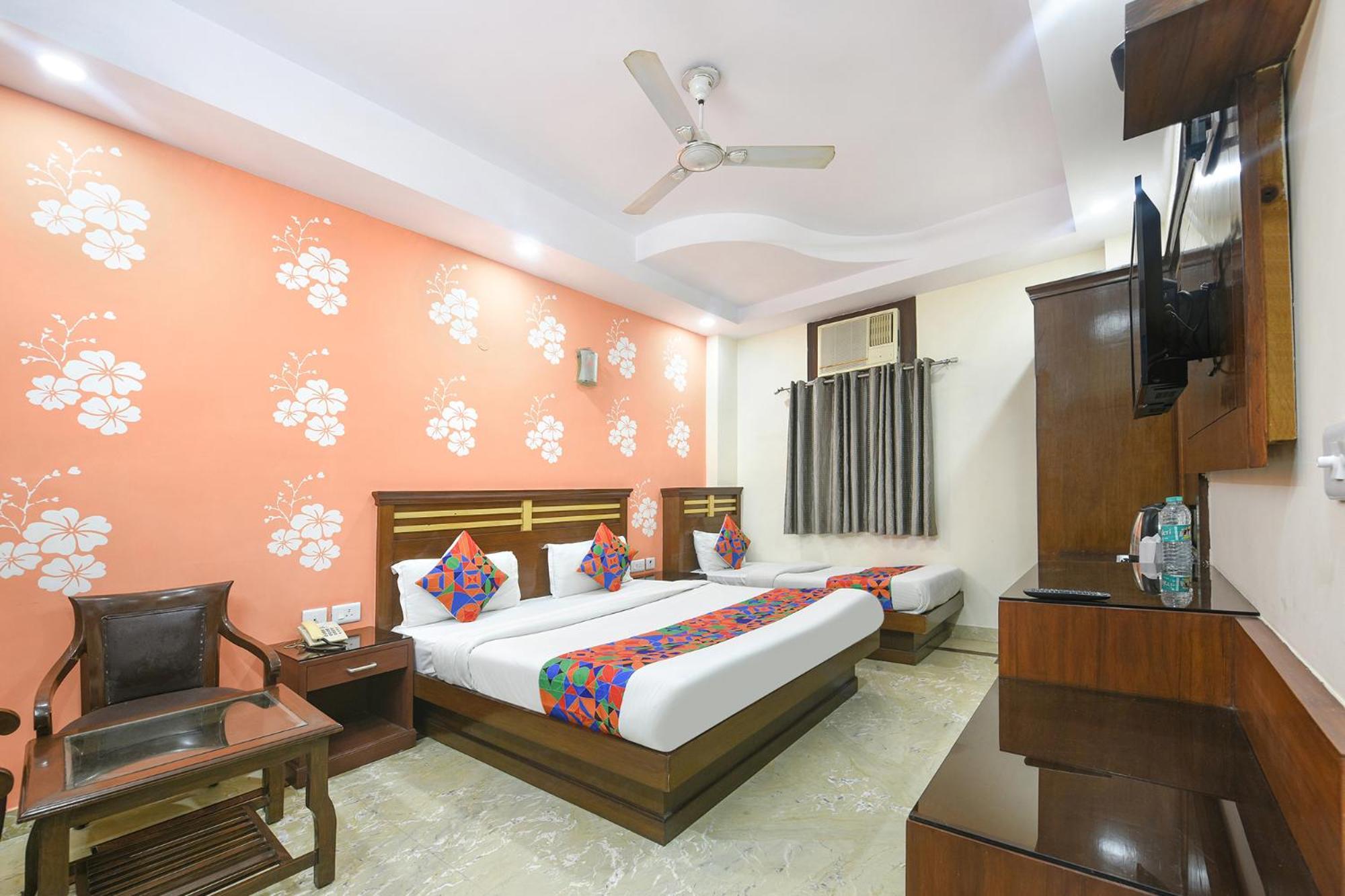 Fabhotel Jaggi Palace Karol Bagh Delhi  Eksteriør bilde