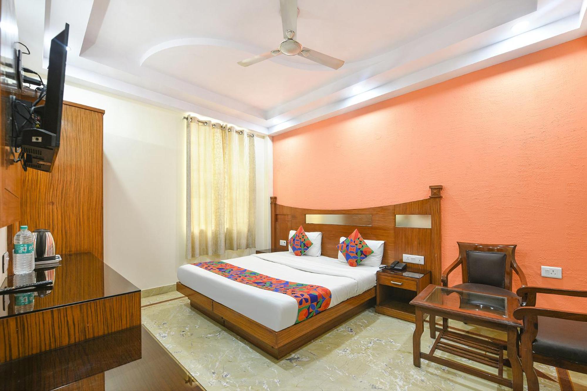 Fabhotel Jaggi Palace Karol Bagh Delhi  Eksteriør bilde